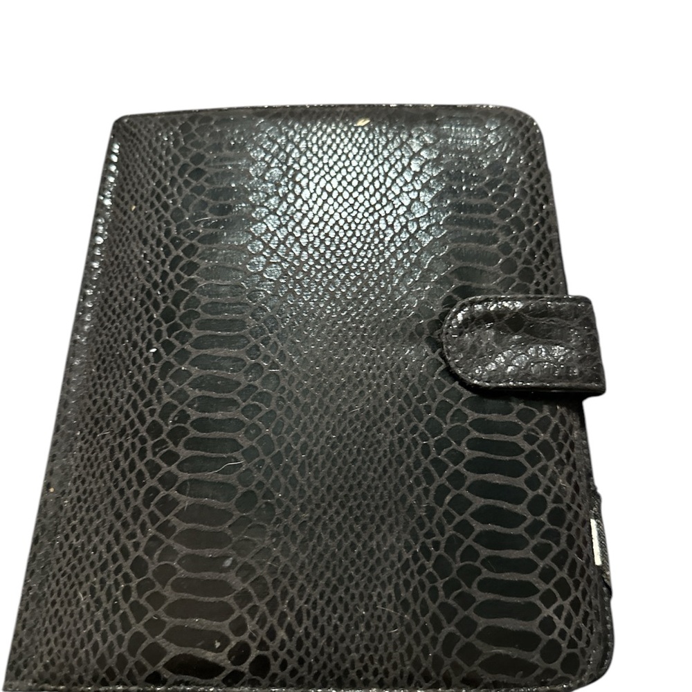 Chic Black Snakeskin Patterned Wallet Tablet Case… - image 1
